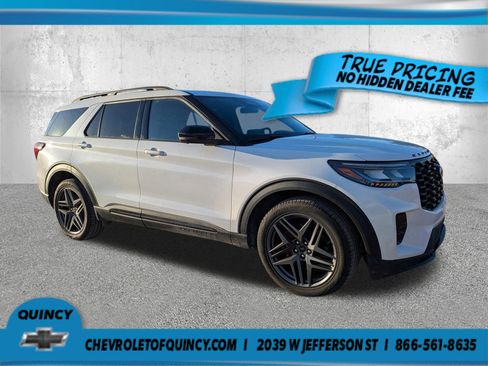 Used 2025 Ford Explorer ST AWD/4WD image 1