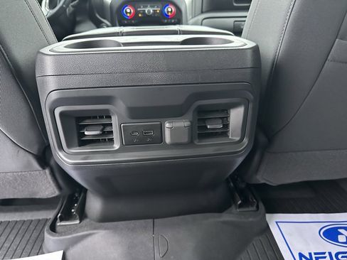 Used 2022 Chevrolet Silverado 1500 LT Trail Boss w/ Bed Protection Package image 12