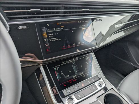 New 2026 Audi Q7 2.0T Premium image 11