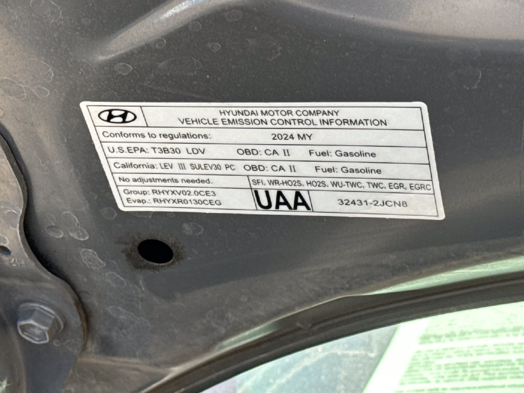 Used 2024 Hyundai Elantra Limited FWD image 23
