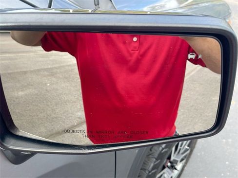 Certified 2020 GMC Sierra 1500 AT4 w/ AT4 Premium Package image 14