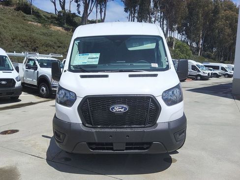 New 2026 Ford Transit 250 148 Medium Roof w/ Load Area Protection Package RWD image 22