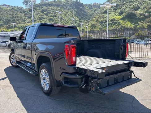 Certified 2025 GMC Sierra 1500 Denali AWD/4WD image 32