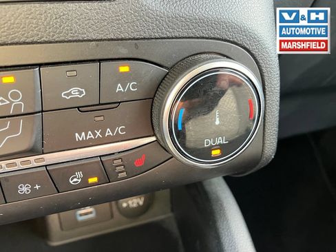 Used 2023 Ford Escape Active AWD/4WD image 13