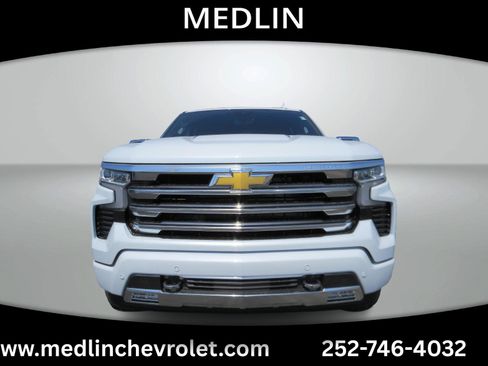 New 2026 Chevrolet Silverado 1500 High Country AWD/4WD image 3