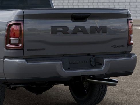 New 2026 RAM 2500 Big Horn AWD/4WD image 13