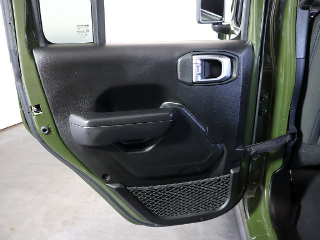 Used 2023 Jeep Wrangler Unlimited w/ Cold Weather Group AWD/4WD image 29