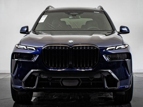 New 2026 BMW X7 xDrive40i w/ M Sport Package image 2