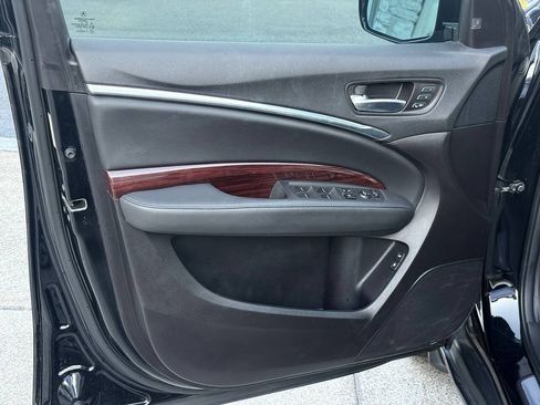 Used 2016 Acura MDX w/ Technology Package AWD/4WD image 13