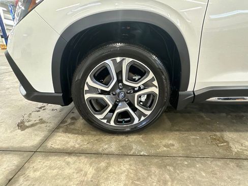 Certified 2026 Subaru Ascent Limited AWD/4WD image 31