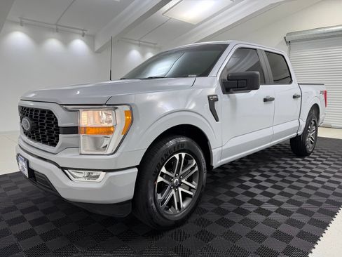 Used 2021 Ford F150 XL w/ STX Appearance Package RWD image 3