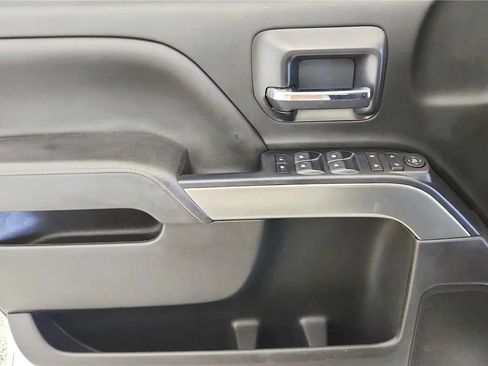 Used 2019 Chevrolet Silverado 1500 LT RWD image 32