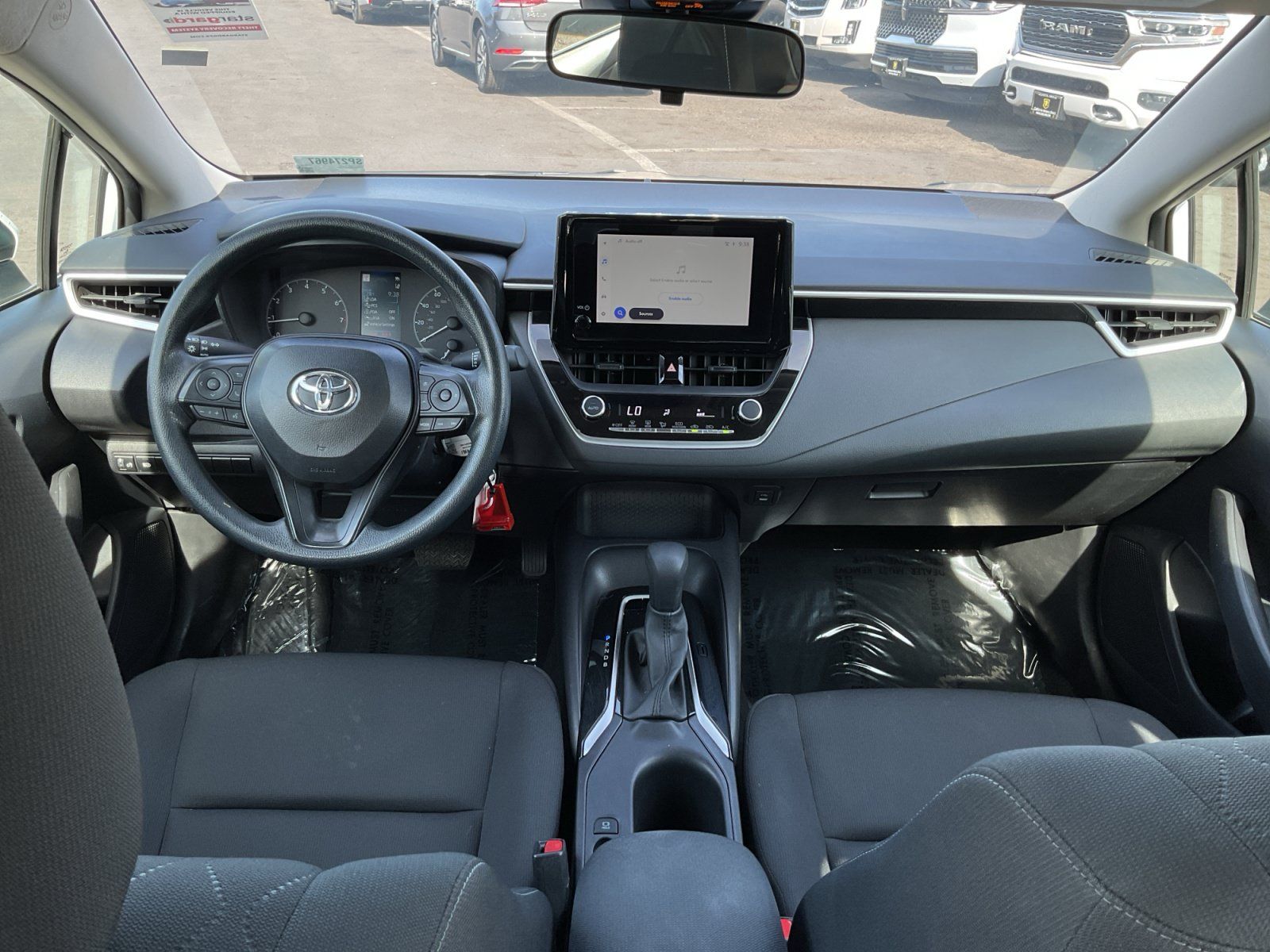 Used 2025 Toyota Corolla LE FWD image 17