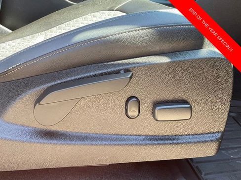 Used 2016 Chevrolet Colorado Z71 image 14