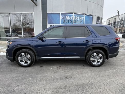 New 2025 Honda Pilot EX-L image 9