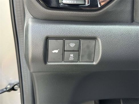 Used 2025 Honda Pilot TrailSport image 22