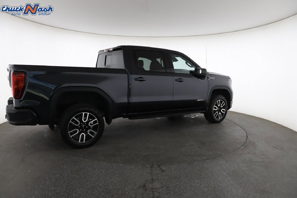 Used 2024 GMC Sierra 1500 AT4 w/ Technology Package AWD/4WD image 13