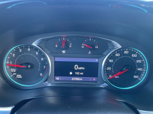 Used 2023 Chevrolet Traverse LT AWD/4WD image 16