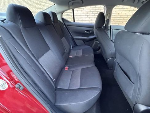 Used 2022 Nissan Sentra SV w/ Trunk Package image 10