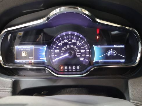 Used 2019 Lincoln MKT AWD image 44