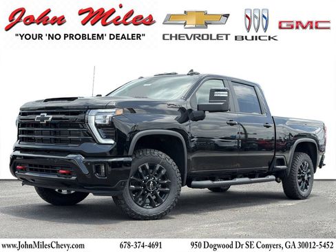 New 2026 Chevrolet Silverado 2500 LT w/ Trail Boss Package AWD/4WD image 1