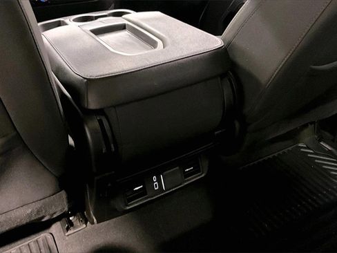 Used 2023 GMC Sierra 1500 SLE image 11