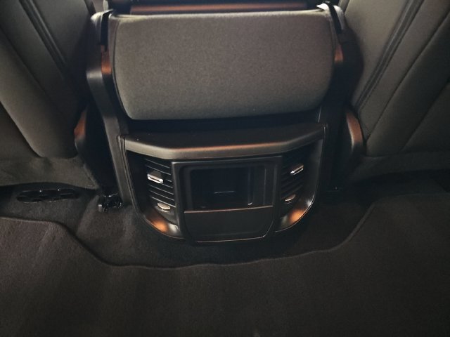 Used 2025 RAM 1500 Big Horn AWD/4WD image 40