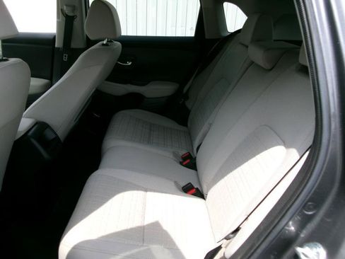 Used 2026 Honda HR-V LX image 10