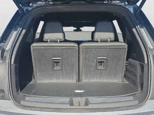 Certified 2024 Cadillac XT6 Premium Luxury AWD/4WD image 13