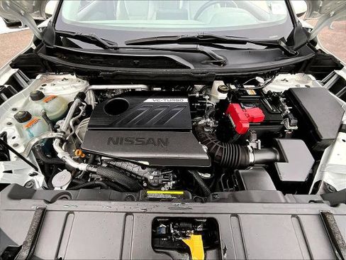 Certified 2023 Nissan Rogue SV image 28