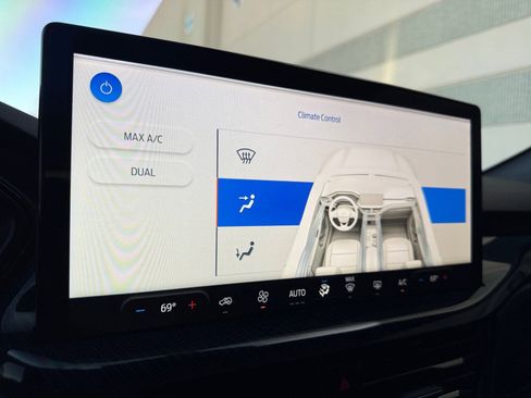 Certified 2024 Ford Escape ST-Line w/ Tech Pack #1 image 25