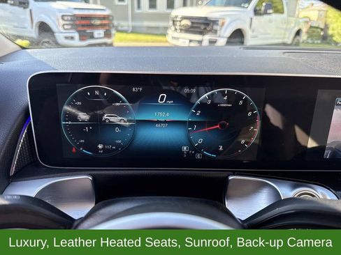 Used 2021 Mercedes-Benz GLB 250 4MATIC image 34