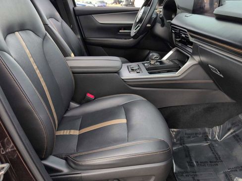 Used 2024 MAZDA CX-90 3.3 Turbo w/ Premium Plus Pkg image 21