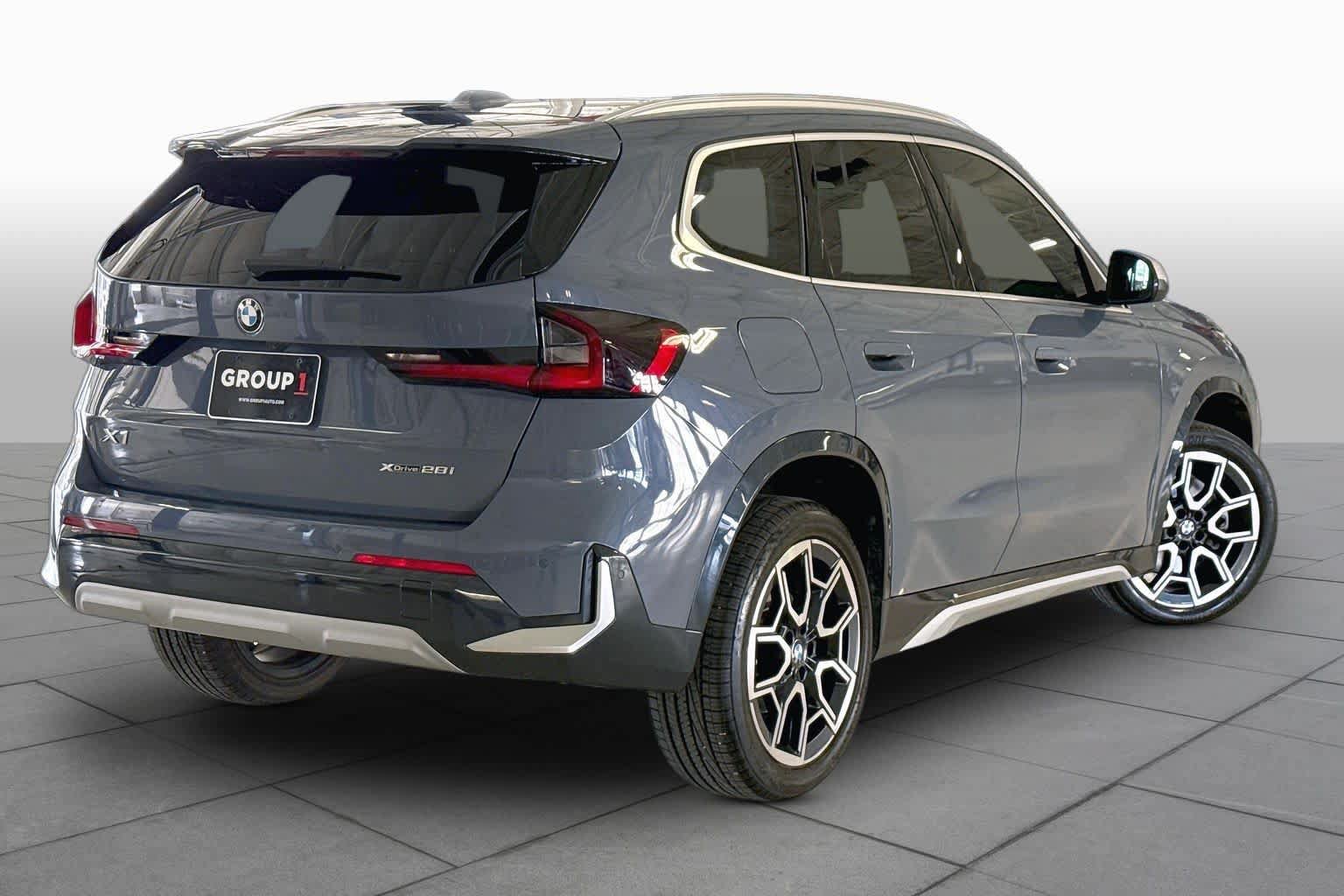 Used 2023 BMW X1 xDrive28i w/ Convenience Package AWD/4WD image 12