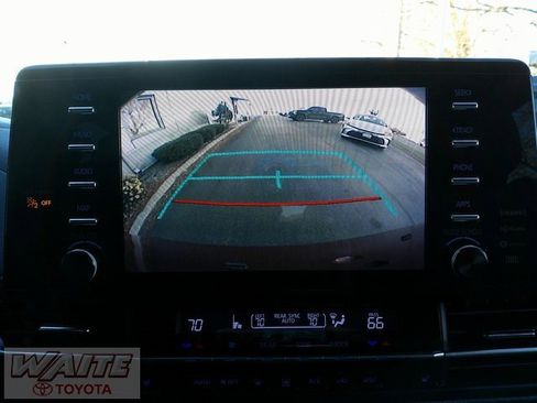 Certified 2021 Toyota Sienna XSE image 16