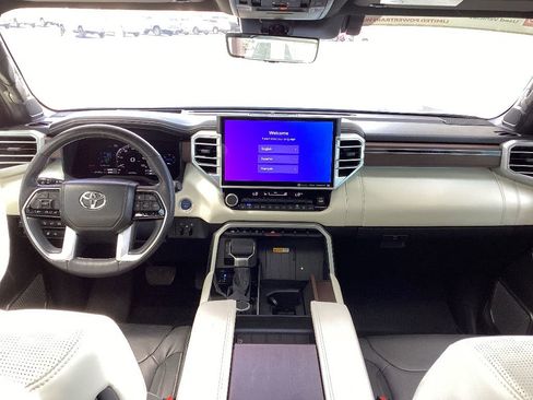 Certified 2024 Toyota Sequoia Capstone image 18