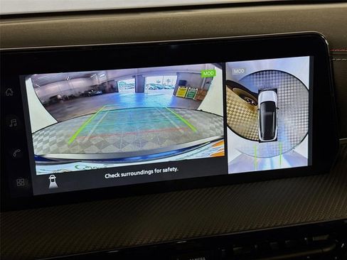 Certified 2026 Nissan Kicks SR FWD image 16