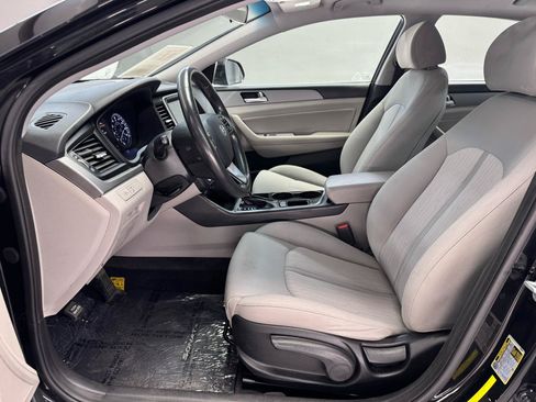 Used 2019 Hyundai Sonata SE FWD image 23