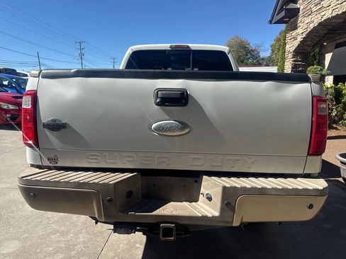 Used 2012 Ford F250 King Ranch w/ King Ranch w/Chrome Pkg image 4