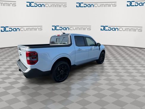 New 2026 Ford Maverick Lariat image 8