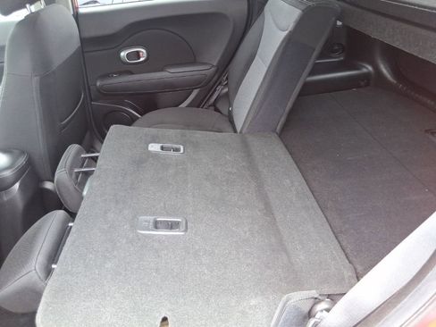 Used 2019 Kia Soul + FWD image 14