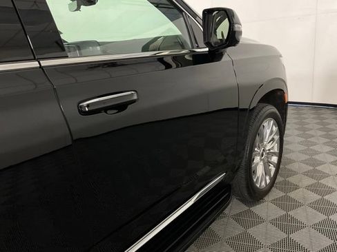 Certified 2024 Cadillac Escalade ESV Premium Luxury w/ Performance Package AWD/4WD image 7