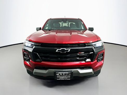 Used 2024 Chevrolet Colorado Z71 w/ Z71 Convenience Package 2 AWD/4WD image 2