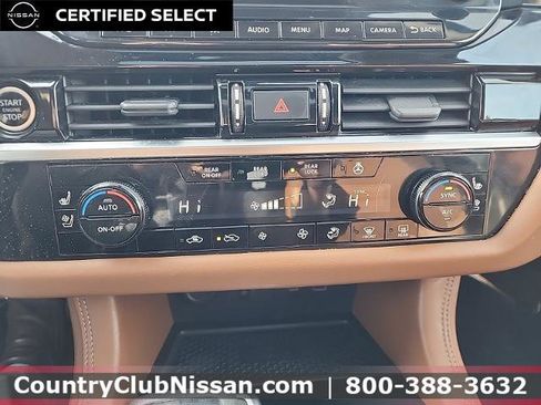 Certified 2022 Nissan Pathfinder Platinum w/ Cargo Package image 17