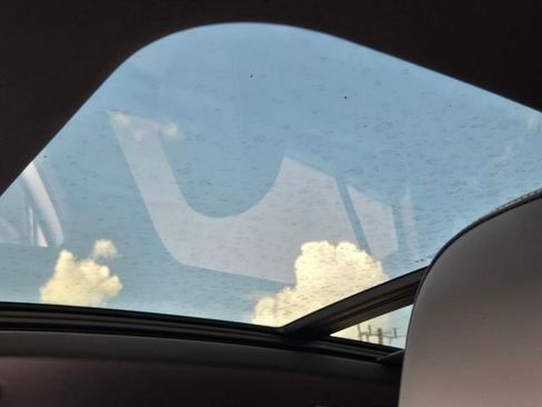 New 2026 Volkswagen Tiguan SE R-Line image 16