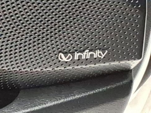 Used 2022 Hyundai Veloster N image 16