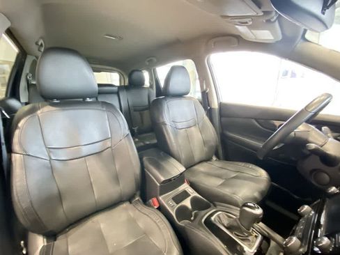 Used 2019 Nissan Rogue SL image 27