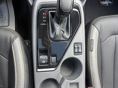 Used 2025 Subaru Crosstrek 2.5i Wilderness AWD/4WD image 12