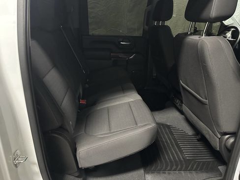 Used 2023 GMC Sierra 2500 SLE w/ SLE Convenience Package image 8
