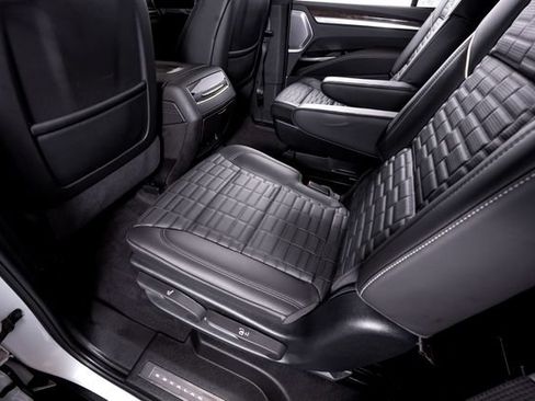 Used 2026 Cadillac Escalade Platinum Sport w/ LPO, Floor Liner Package AWD/4WD image 26